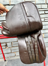 Load image into Gallery viewer, 16” Wide Barnsby WH Saddle - Brown