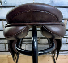 Load image into Gallery viewer, 15” MW Jeffries Falcon Hawk Event Pony GP/Jump Saddle - Brown