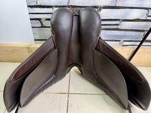 Load image into Gallery viewer, 17” MW-Wide Ideal Ramsey Show/WH Saddle - Brown