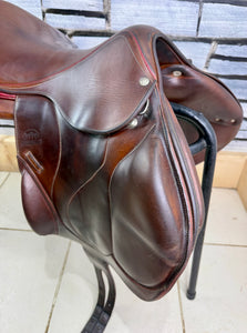17 1/2” MW Devoucoux Chiberta O Jump Saddle - Brown