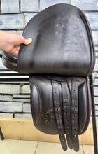 Load image into Gallery viewer, 15” Wide Fylde Hayden English Pony WH/Show Saddle - Brown