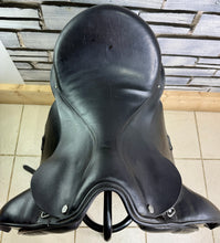 Load image into Gallery viewer, 17 1/2” XW Albion Genesis Ultima Dressage Saddle - Adjusta Tree - Black - Extra Wide