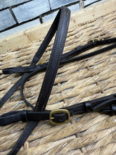 Load image into Gallery viewer, S/H In-hand Clinchered Show Bridle- Cob - Brown/Brass