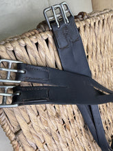 Load image into Gallery viewer, S/H English Traditional Balding Leather Show Girth - Brown - 50”
