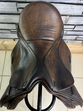 Load image into Gallery viewer, 16 1/2” XW/Changeable Gullet Shires Optimus Leather GP Saddle - Brown