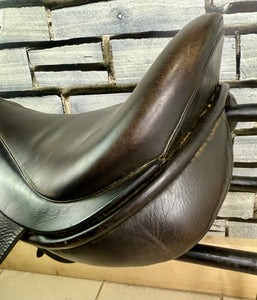 17 1/2” Medium Black Country Event/GP Saddle - Black