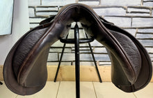 Load image into Gallery viewer, 16 1/2” Wide Silhouette GP Saddle - Brown