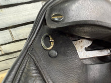 Load image into Gallery viewer, 16 1/2 - 17” MN Bespoke Classic Jump Saddle - Black -High Wither- TB/ROR - Big Blocks