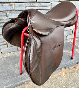 18” MW Jeffries Falcon Hawk Event Saddle - Brown