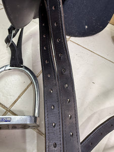 17 1/2” Wide Orthoflex Panel Saddle - Black