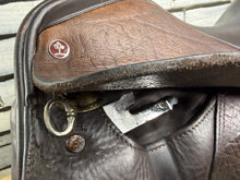 Load image into Gallery viewer, 17” MW Spalding Britannica Cadence Dressage Saddle - Brown