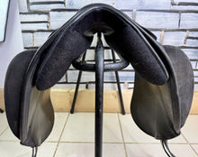 Load image into Gallery viewer, 17” Wide Holistic Saddlery Monoflap Dressage Saddle - Black
