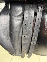 Load image into Gallery viewer, 17 1/2” XW Silhouette Cob WH/VSD/GP Saddle - Black