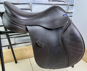 16 1/2” Changeable Gullet Utopia/Discovery Jump Saddle - Brown