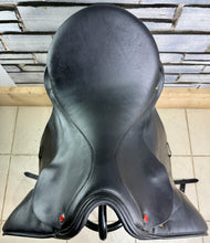 Load image into Gallery viewer, 17 1/2” MW LH Albion SLK Dressage Saddle - Black