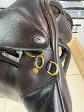 Load image into Gallery viewer, 17” Wide Farrington Burford Event Cob Saddle - Brown