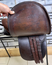 Load image into Gallery viewer, 15” Medium Morris &amp; Nolan WH Working Hunter Saddle - Brown - Suede - Working Hunter