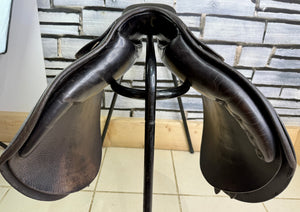 16 1/2” Medium Nelson Pessoa Jump Saddle - Black