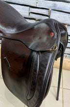 Load image into Gallery viewer, 17” Wide Jeffries Stamford WH Saddle - Brown