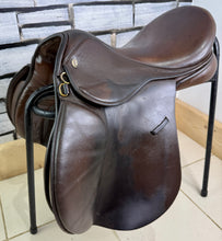 Load image into Gallery viewer, 17” MW GFS Pro-Event GP Saddle - Brown