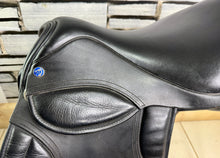 Load image into Gallery viewer, 16” Wide Native Pony Saddle Company WH/GP Saddle - Black