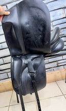 Load image into Gallery viewer, 17 1/2” Wide-XW Ideal Suzannah Dressage Saddle - Black - Excellent Condition - Big Blocks