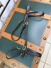 Load image into Gallery viewer, English In-hand Show Bridle - Full - Black/Brass -