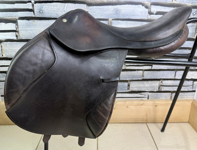 17” MW Pariani Close Contact Jump Saddle - Brown