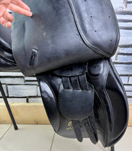 Load image into Gallery viewer, 17 1/2” XW Ryder Cambridge Multi Purpose GP Saddle - Black