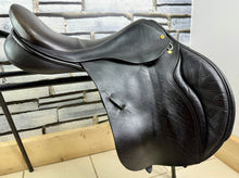 Load image into Gallery viewer, 17 1/2” Wide  Black Country Wexford Jump Saddle - Black
