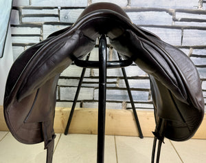 16 1/2” Wide R.S. Saddles Excelle Monoflap Jump Saddle - Brown