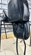 Load image into Gallery viewer, 17 1/2” Medium Ideal Suzannah Dressage Saddle - Black
