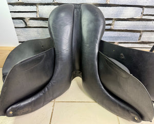 18” Medium Oakland House Saddlery Jump Saddle - Black