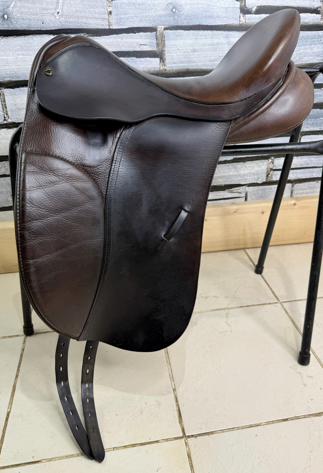 17” Narrow Black Country Dressage Saddle - Brown