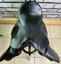Load image into Gallery viewer, 16 1/2 - 17” XW Cob GP Saddle - Black Leather - Extra Wide