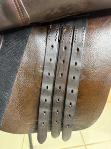 17 1/2” Medium Santa Cruz Jump Saddle - Brown