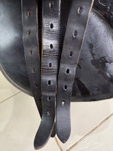 Load image into Gallery viewer, 16 1/2” XW Thorowgood Cob GP Saddle - Black