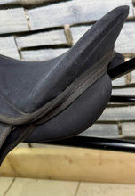 Load image into Gallery viewer, 15” Wide Eclipse Pony GP Saddle - Black - Lightweight - Unused!