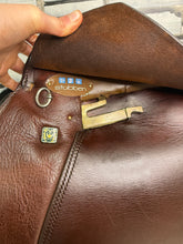 Load image into Gallery viewer, 17 1/2” B (Medium) Stubben Siegfried II Jump Saddle - Tan