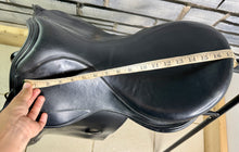 Load image into Gallery viewer, 17 1/2” MW Ideal International Event GP Saddle - Black
