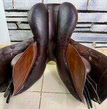 Load image into Gallery viewer, 17” Medium Prestige Arezzo Jump Saddle - Brown