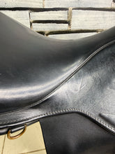 Load image into Gallery viewer, 17 1/2” MW Ideal International Event GP Saddle - Black