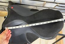 Load image into Gallery viewer, 16 1/2” Wide-XW Changeable Gullet Thorowgood Long Leg Pony GP Saddle -Black- Flocked