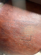 Load image into Gallery viewer, 17 1/2” C (MW) Stubben Siegfried II Jump Saddle - Brown