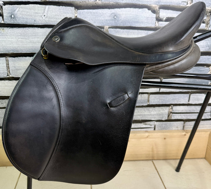 16” Medium Farrington Pony GP Saddle - Black