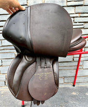 Load image into Gallery viewer, 18” MW Jeffries Falcon Hawk Event Saddle - Brown