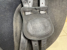 Load image into Gallery viewer, 18” XW/Changeable Gullet Wintec 2000 GP Saddle - Black