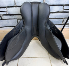 Load image into Gallery viewer, 16 1/2” Wide-XW Changeable Gullet Thorowgood Long Leg Pony GP Saddle -Black- Flocked