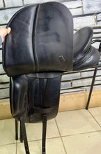 Load image into Gallery viewer, 18” Medium Albion SLK II Adjusta LH Dressage Saddle - Black