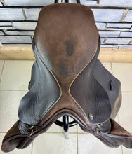 Load image into Gallery viewer, 17” MW English GP/Jump Saddle - Brown